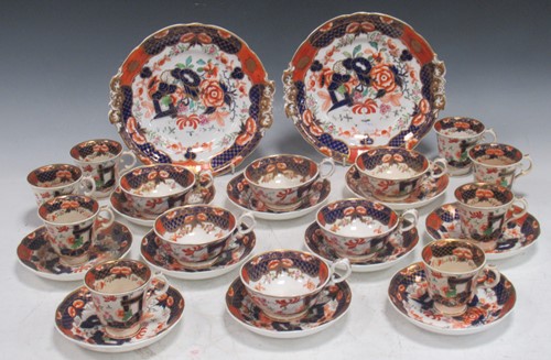 Lot 107 - English 19th century imari pattern part tea...