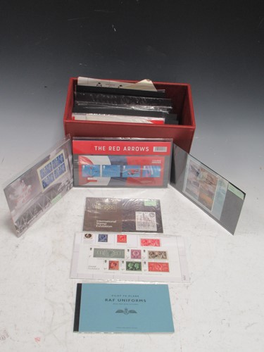 Lot 282 - Postage stamps. Quantity of unused/mint QEII...