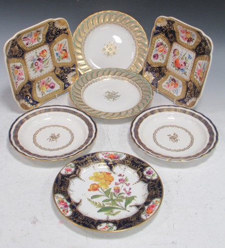 Lot 33 - Two pairs of Derby plates, one - pattern 309,...