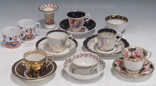 Lot 41 - A group of English porcelain, to include a...