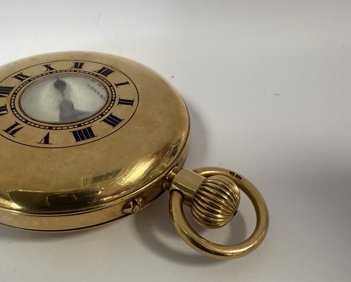 Lot 216 - W. W. Wilson, Croydon - An early 20th century 18ct gold half hunter pocket watch