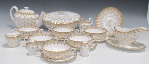 Lot 166 - Spode part tea and dinner service, with gilt...