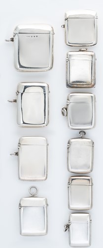 Lot 284 - A graduating collection of 10 Victorian and later silver vesta cases