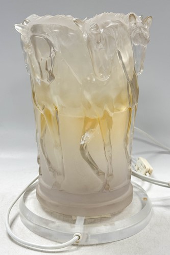 Lot 213 - In the manner of Lalique, a lucite table lamp