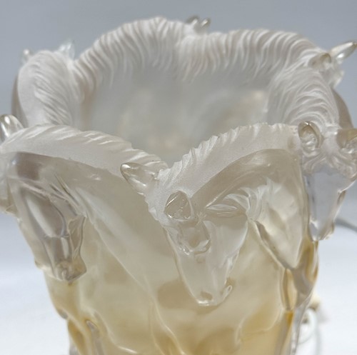 Lot 213 - In the manner of Lalique, a lucite table lamp