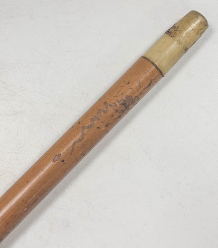 Lot 728 - An Edward VII 12ct gold topped walking cane by Brigg