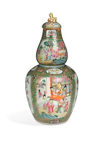 Lot 35 - A Cantonese porcelain large double gourd vase and cover, Qing Dynasty, 19th century