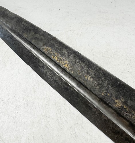 Lot 95 - A Persian sword