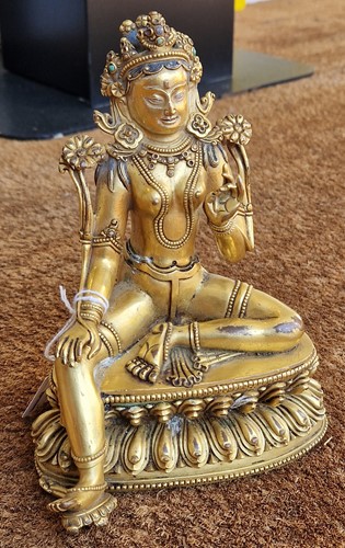 Lot 71 - A Chinese figure of Tara, 20th century