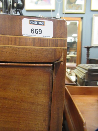 Lot 669 - A Regency mahogany bow front chest of drawers,...