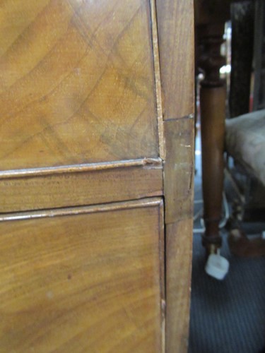 Lot 669 - A Regency mahogany bow front chest of drawers,...