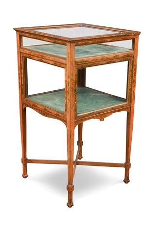Lot 585 - A Chinoiserie decorated display cabinet, 20th century