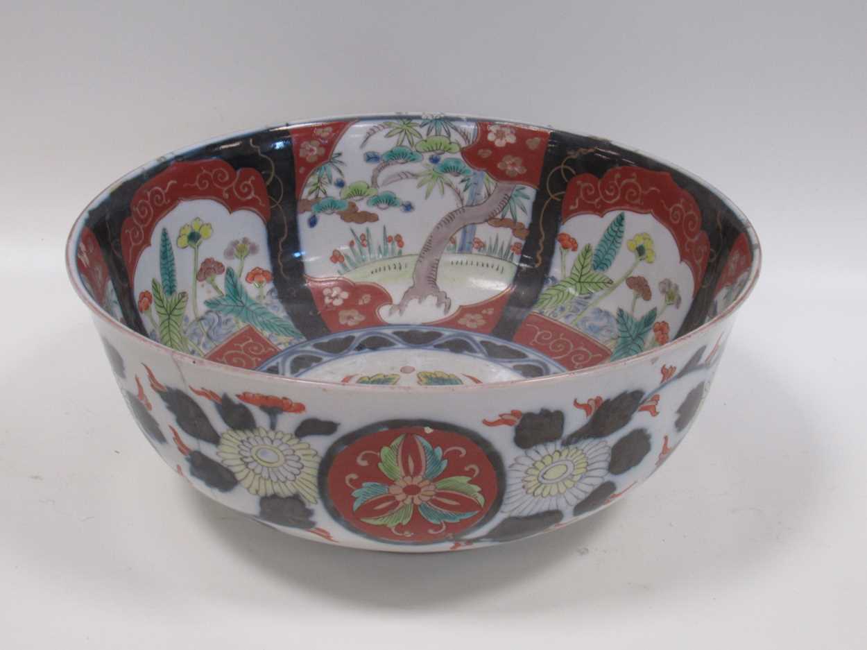 Lot 11 - A large Japanese bowl decorated with...