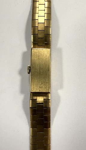 Lot 263 - Rotary - A 9ct gold wristwatch