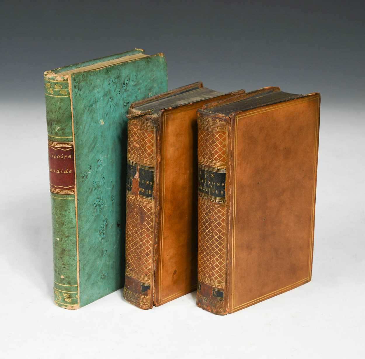 Lot 142 - VOLTAIRE.