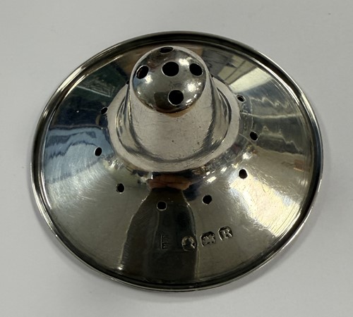 Lot 281 - A George III silver nipple shield and earlier pap boat