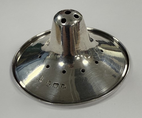 Lot 281 - A George III silver nipple shield and earlier pap boat