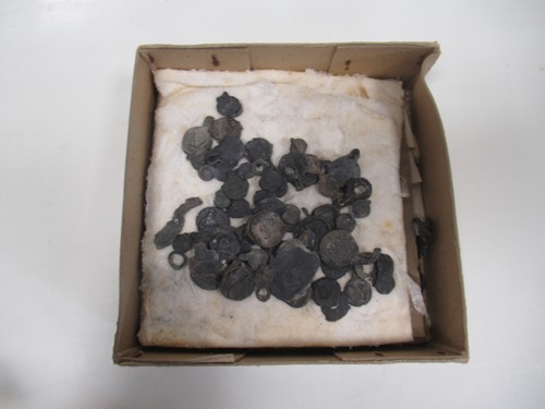 Lot 197 - A collection of post Medieval lead cloth seals,...