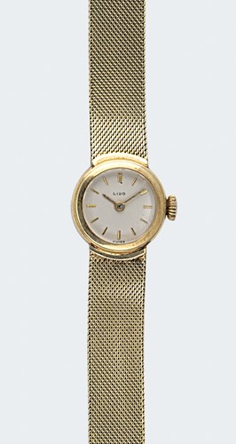 Lot 256 - Mido Watch Cie., - A Swiss 14ct gold 'Lido' wristwatch