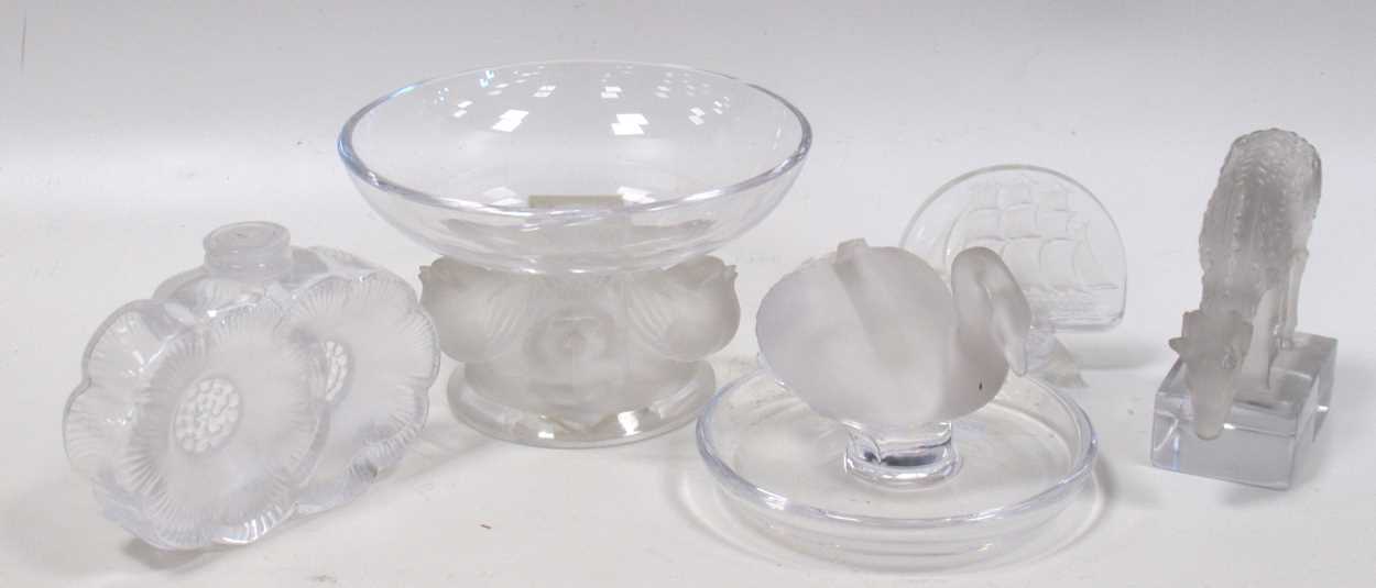 Lot 6 - Lalique - Les deux Fleurs perfume bottle; swan...