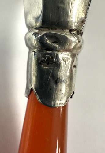Lot 280 - A Victorian silver baby's comforter