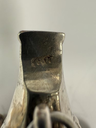 Lot 280 - A Victorian silver baby's comforter