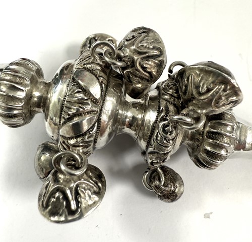 Lot 280 - A Victorian silver baby's comforter