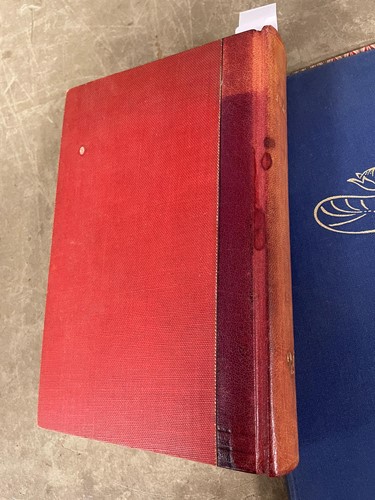 Lot 499 - Golden Cockerel Press.