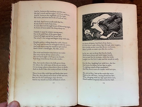 Lot 499 - Golden Cockerel Press.