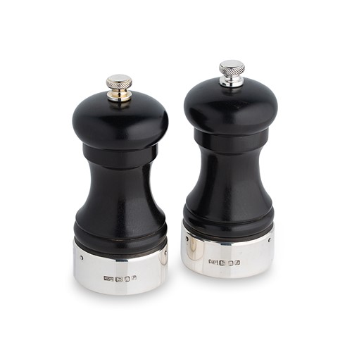 Lot 577 - A pair of Elizabeth II silver pepper grinders