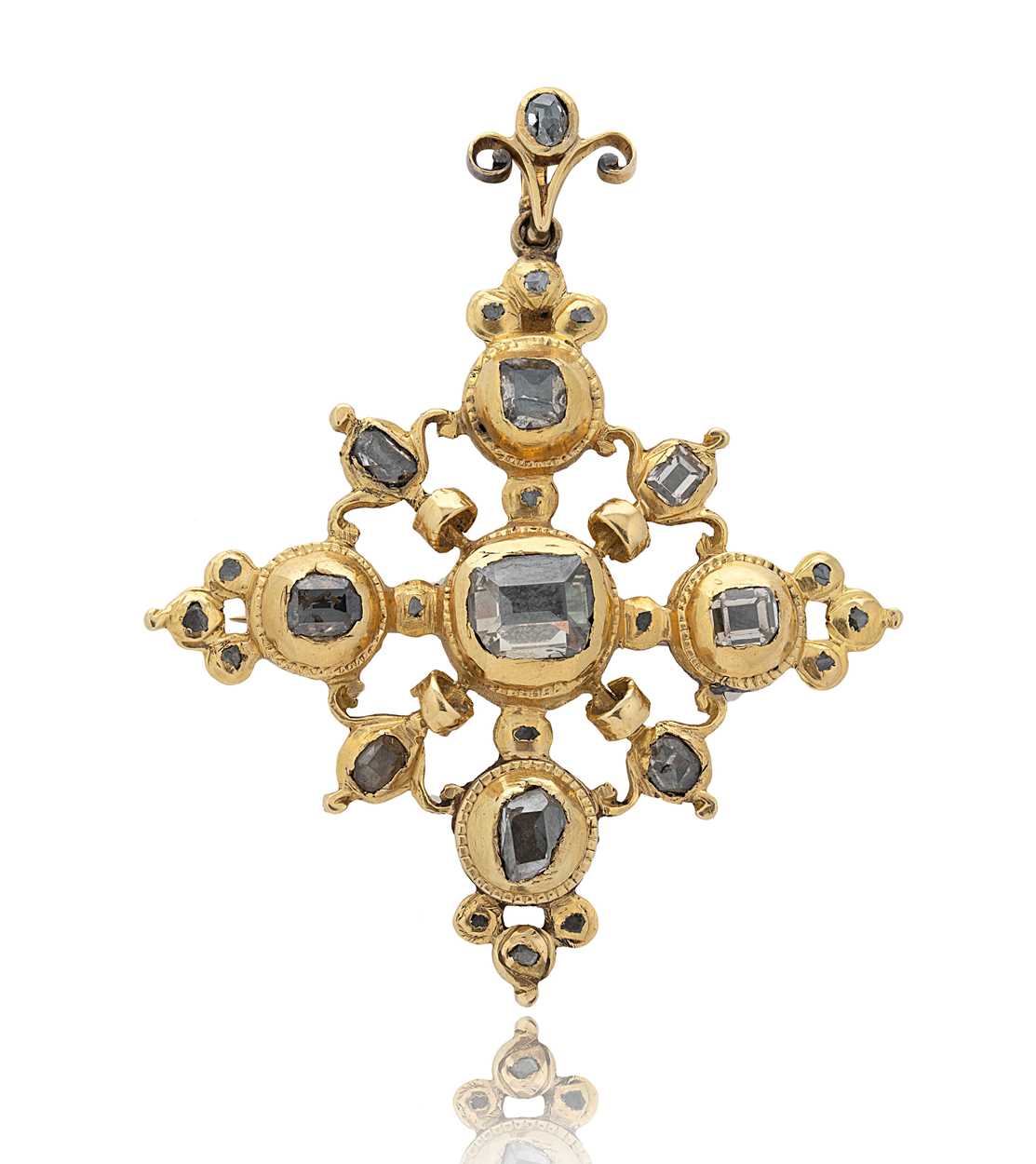 Lot 53 - An early 19th century Iberian diamond set cross pendant/brooch