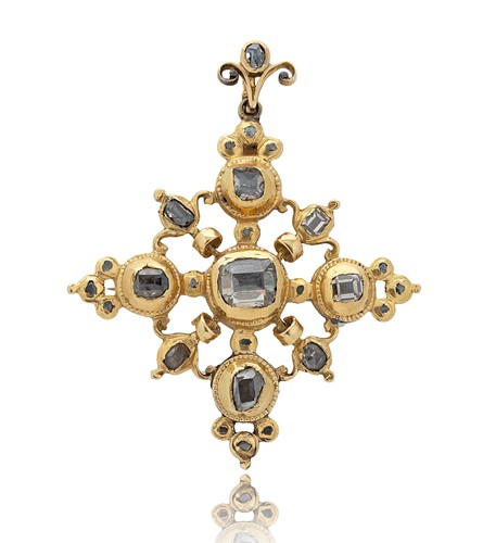 Lot 53 - An early 19th century Iberian diamond set cross pendant/brooch