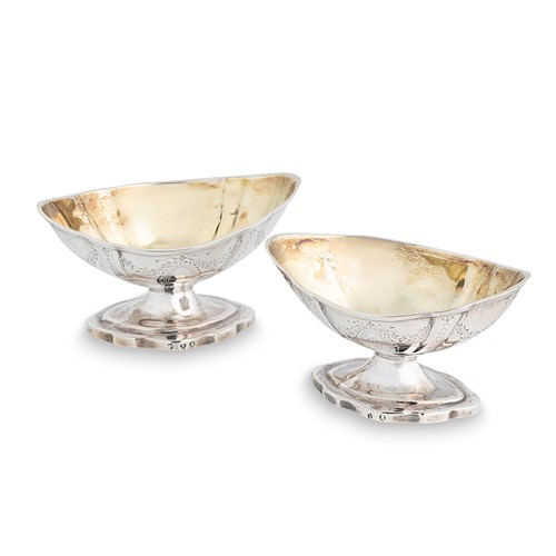 Lot 592 - Edinburgh - A pair of 18th century silver salts