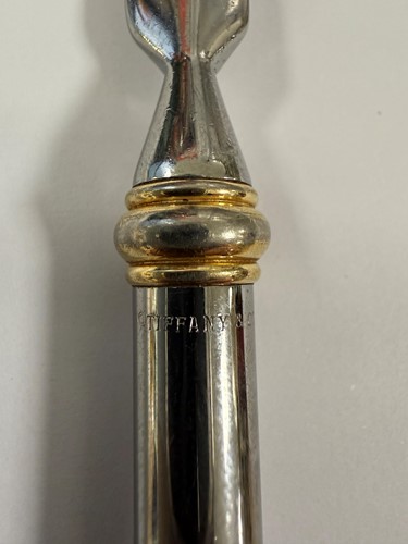 Lot 301 - Cartier - A 'Les Must De Cartier Trinity' fountain pen, together with a Tiffany letter opener