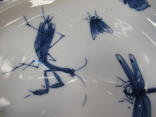 Lot 1 - A Japanese Arita porcelain plate, decorated...