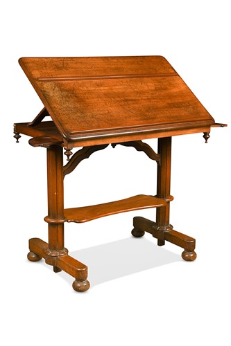 Lot 519 - An early Victorian mahogany library table
