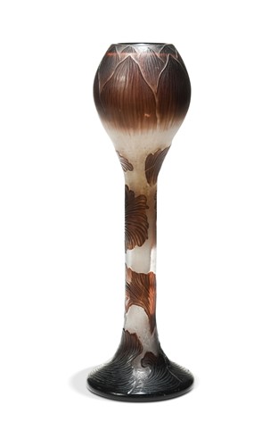 Lot 2 - Henri Muller (1868-1936), a cased glass vase, circa 1900