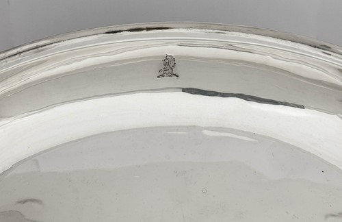 Lot 425 - A George III 18th century silver chafing dish and stand