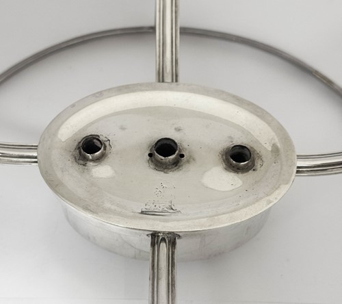 Lot 425 - A George III 18th century silver chafing dish and stand