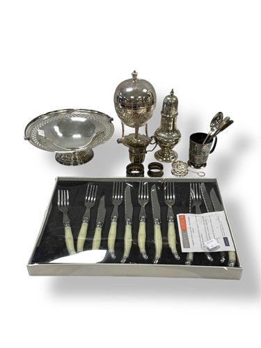 Lot 231 - A small collection of silver including caster,...
