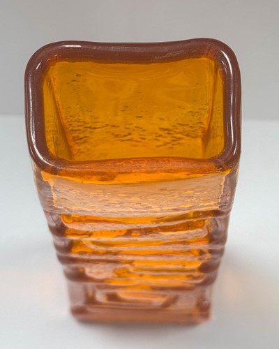 Lot 15 - Geoffrey Baxter for Whitefriars