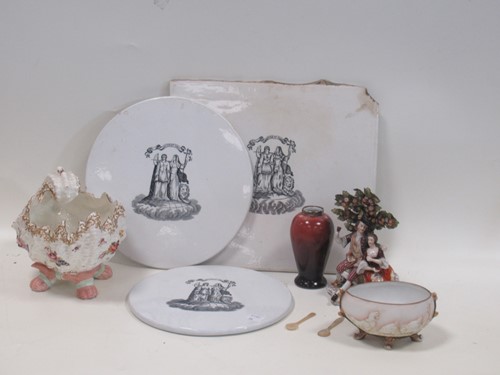 Lot 37 - A collection of ceramics to include...