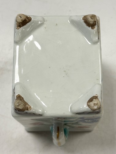 Lot 26 - A pair of Chinese censers in the famille verte palette