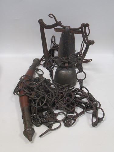 Lot 240 - Elephant bell and harness
