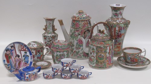 Lot 114 - Collection of Cantonese ceramics to include...
