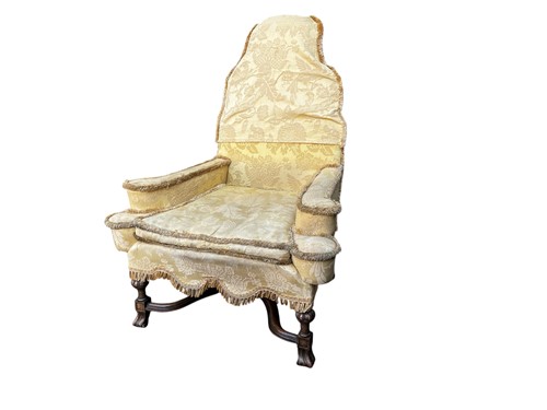 Lot 717 - A late 17th century elbow chair, with...