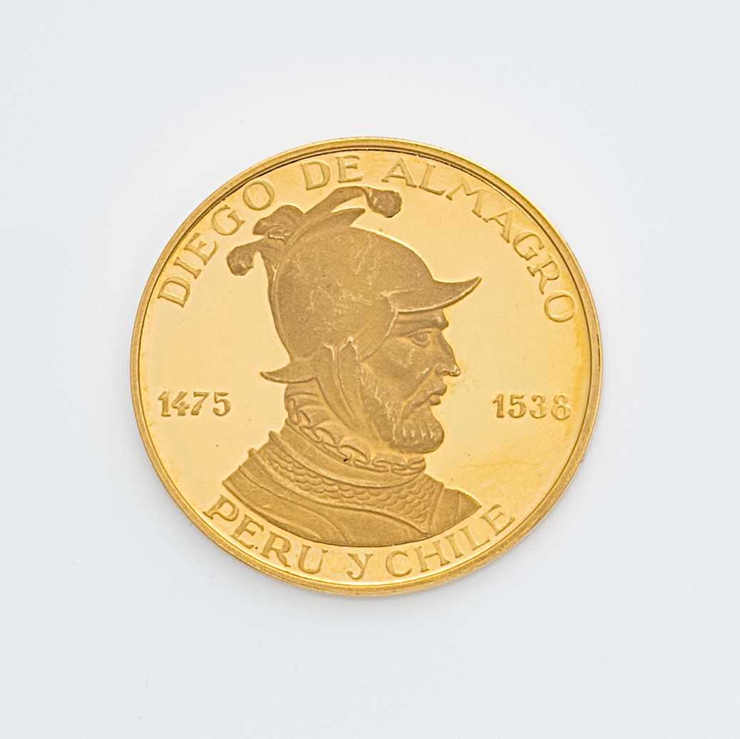 Lot 327 - A Numismatica Iberica ‘Diego De Almagro’ commemorative medallion