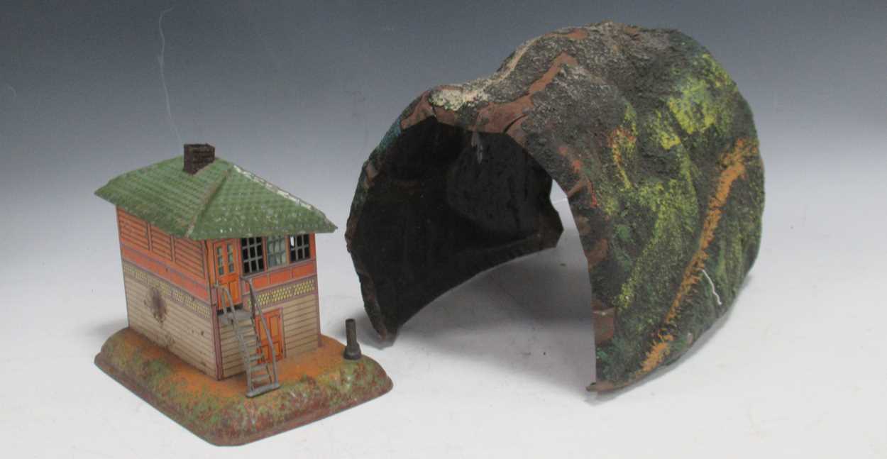 Lot 135 - An early 20th century Hornby Series and Bing -...