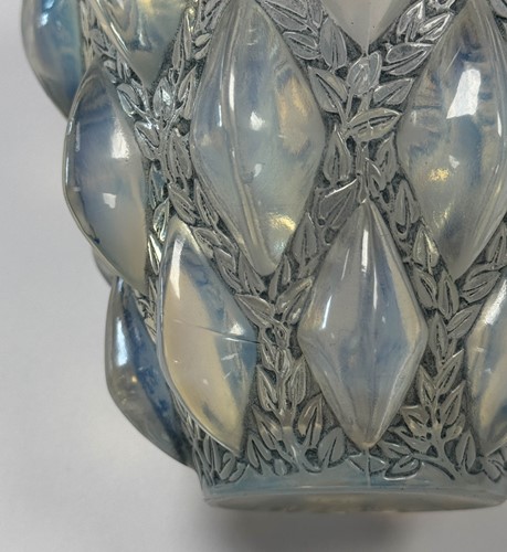 Lot 4 - Rampillon, an R. Lalique opalescent and frosted glass vase, model no. 991, designed in 1927