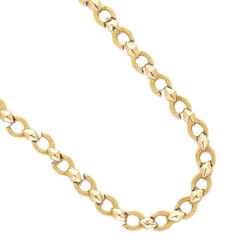 Lot 114 - A modern fancy necklace